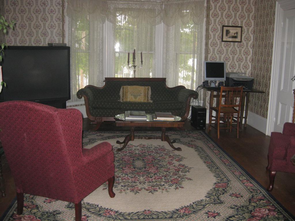 The Bridges Inn At Whitcomb House B&B Swanzey Exterior foto